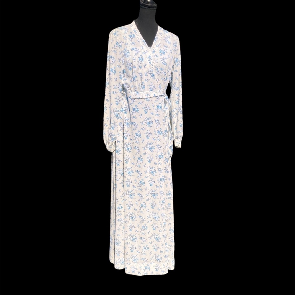 Vtg JC Penney Lounge Peignoir Robe Wrap Nylon Long White Blue Floral 1970’s Rare